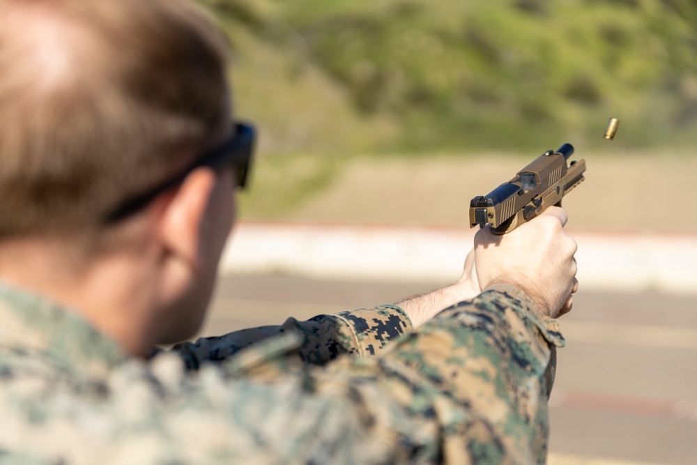 1st ANGLICO conducts Pistol Qualification