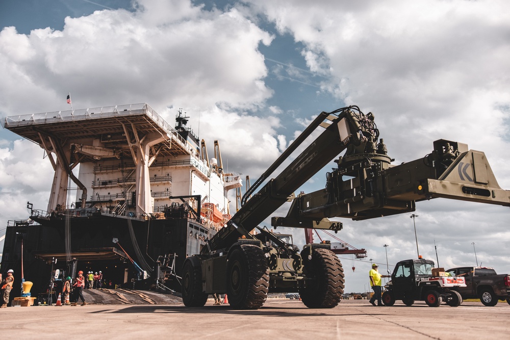 U.S. Marines with Combat Logistics regiment 27 conduct Maritime Pre-Positioning Force Exercise (MPFEX) 23 (Day 2)