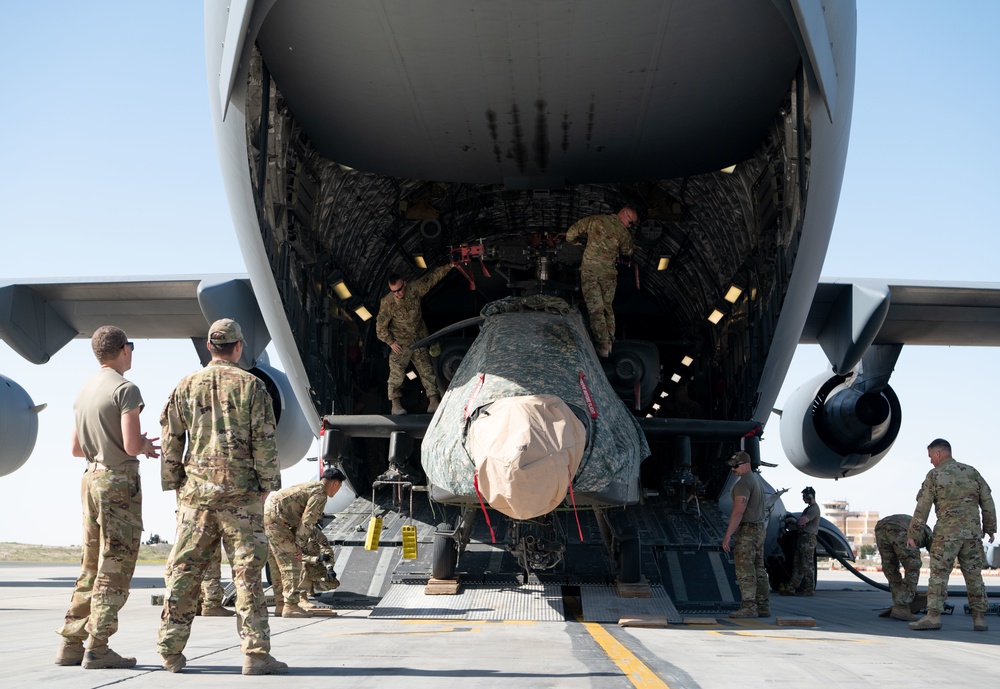 C-17 Ops: Cargo