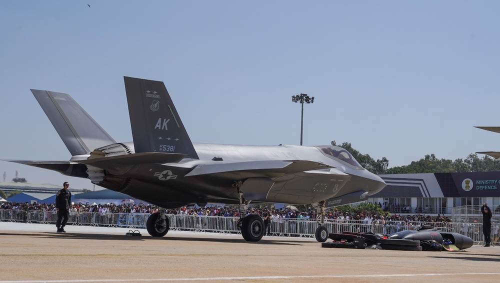 F-35 Demo team performs during Aero India 23