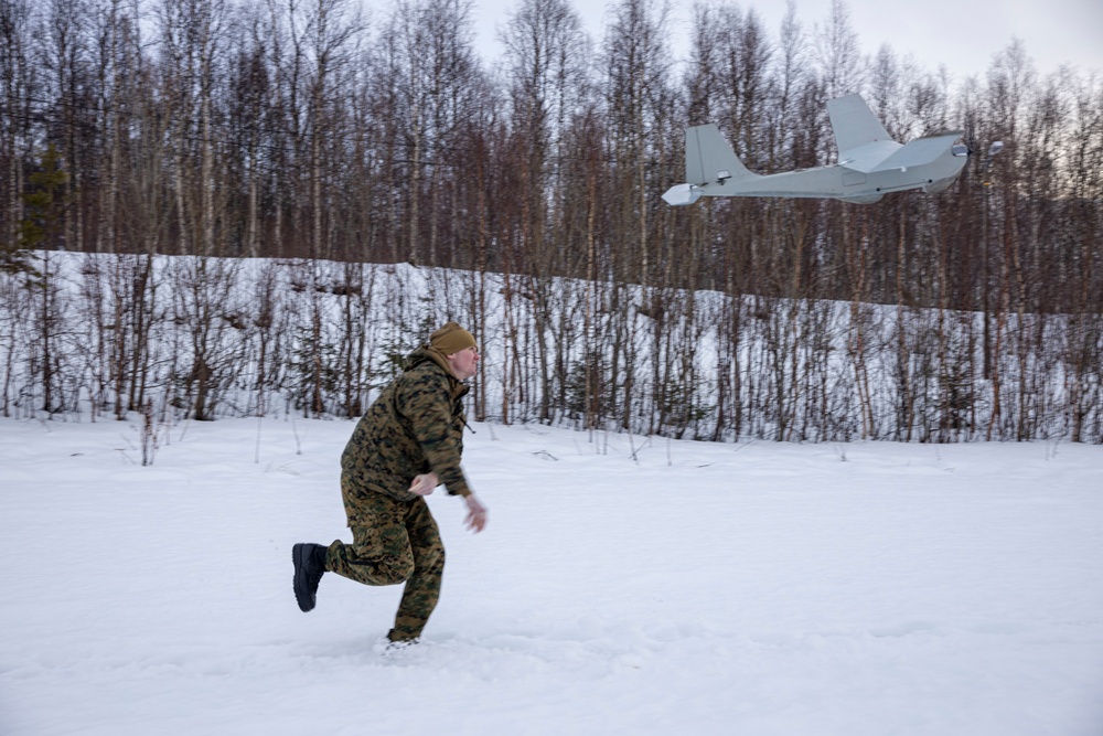 2d CEB conducts drill with a RQ-20B Puma fixed-wing unmanned aerial system