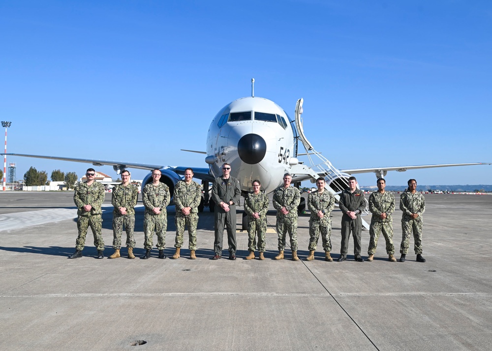 FWC Norfolk visits NAS Sigonella