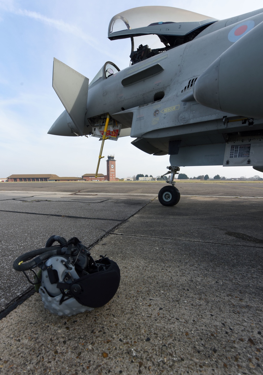 Eurofighter Typhoons from RAF Coningsby stop by RAF Mildenhall