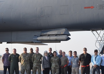 Ambassador Jones visits B-1 Airmen in India