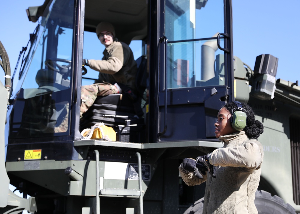 87th Aerial Port Squadron Conduct Port Dawg Challenge