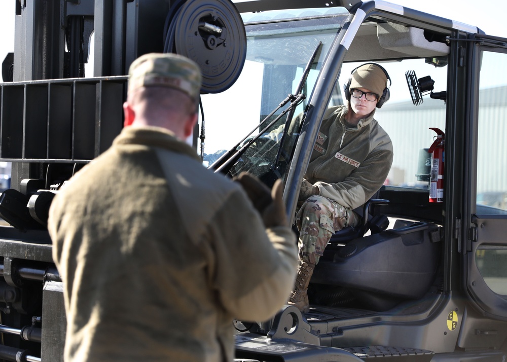 87th Aerial Port Squadron Conduct Port Dawg Challenge