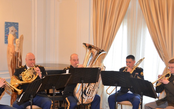 28th ID Band performs at Lithuanian embassy