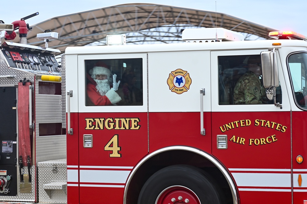 169th Fighter Wing welcomes Santa for the holidays