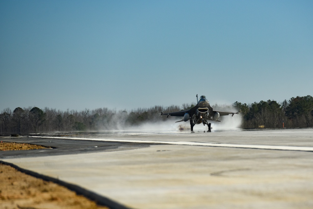 McEntire Joint National Guard Base F-16 fighter jets make successful return to base