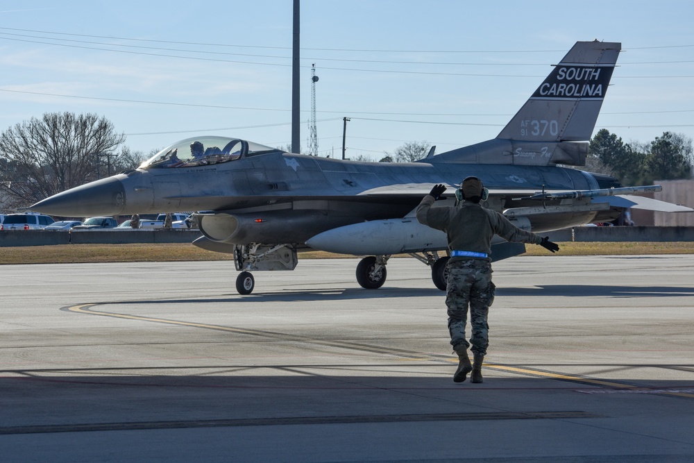 South Carolina Air National Guard F-16s return to McEntire Joint National Guard Base