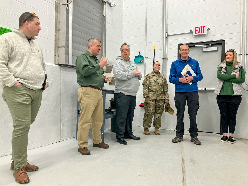 Pennsylvania Senator visits Biddle ANG Base