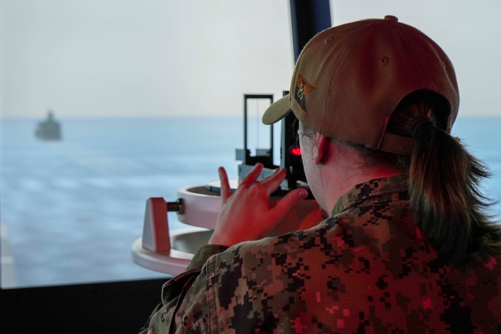 USS Essex Sailors Conduct Seamanship and Navigation Skills Training