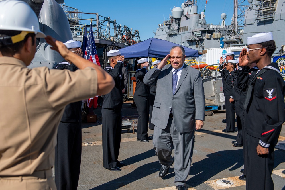 SECNAV Visits Naval Base San Diego