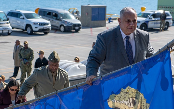 SECNAV Visits Naval Base San Diego