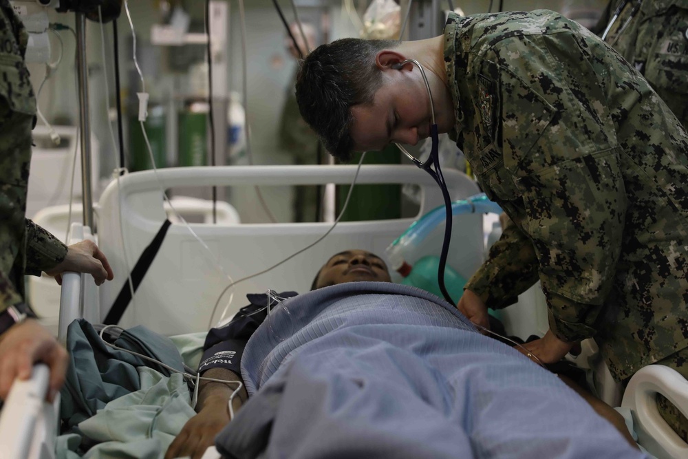 USS BATAAN Pier-side Trauma Medical Training