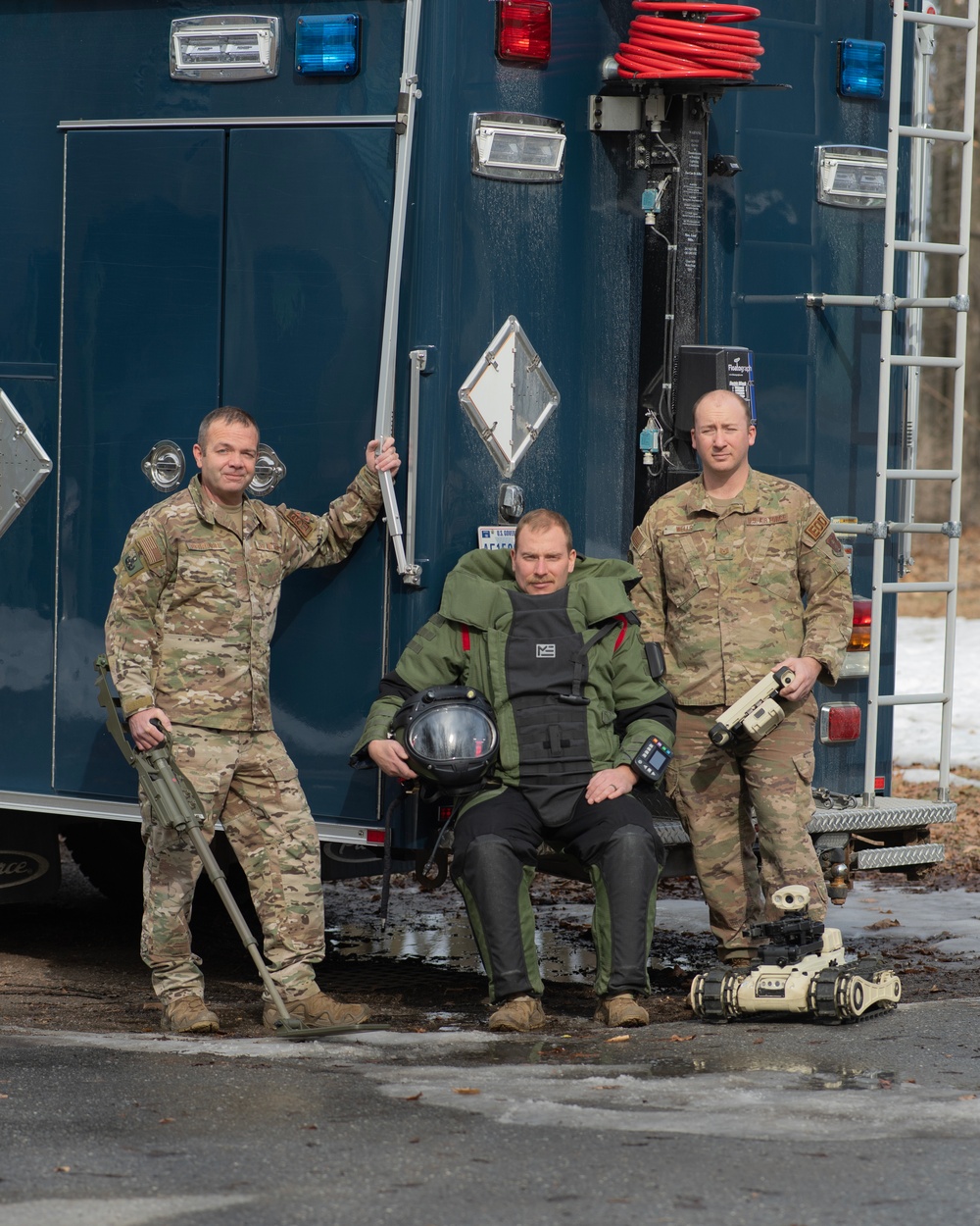 158th CES earns squadron, EOD top honors