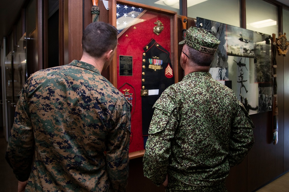 Senior Colombian Marine Corps, Navy Leadership visit Camp Pendleton