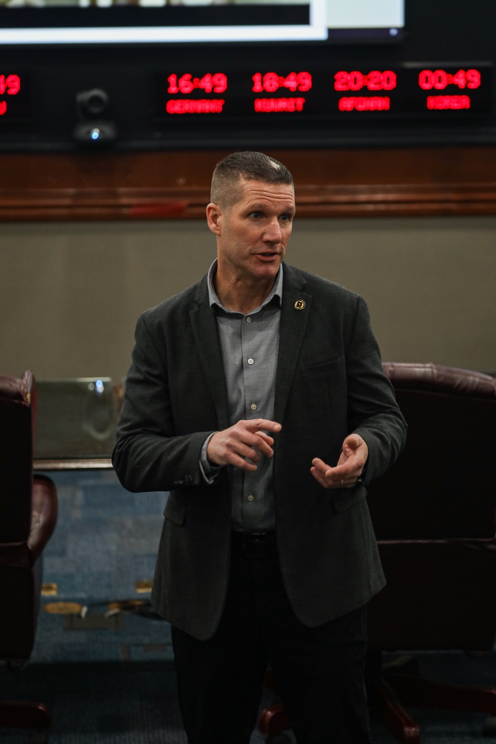 Retired SMA Dailey speaks to Fort Hood leaders