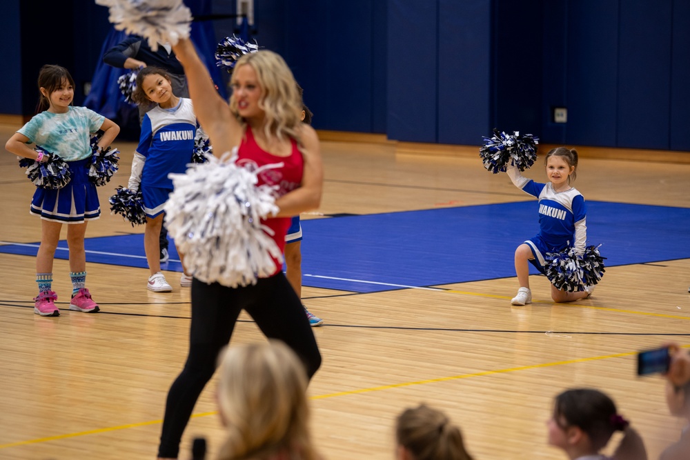 NFL Cheerleaders visit MCAS Iwakuni