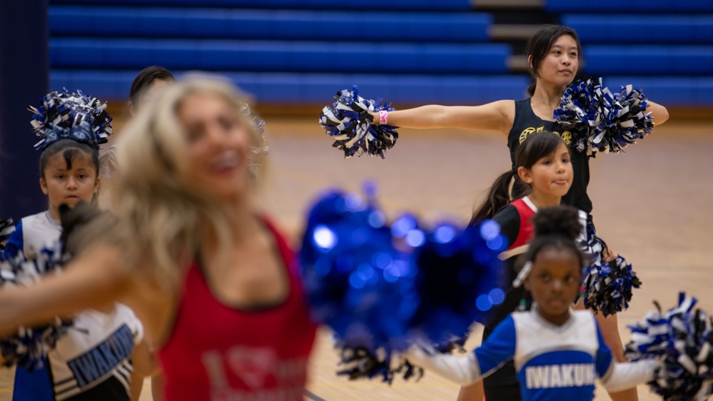 NFL Cheerleaders visit MCAS Iwakuni