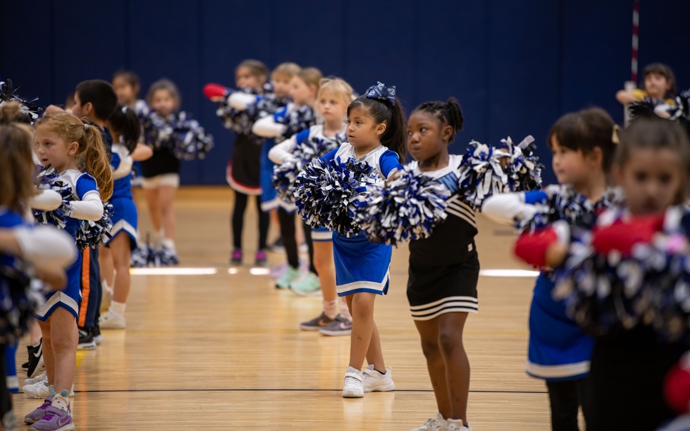 NFL Cheerleaders visit MCAS Iwakuni