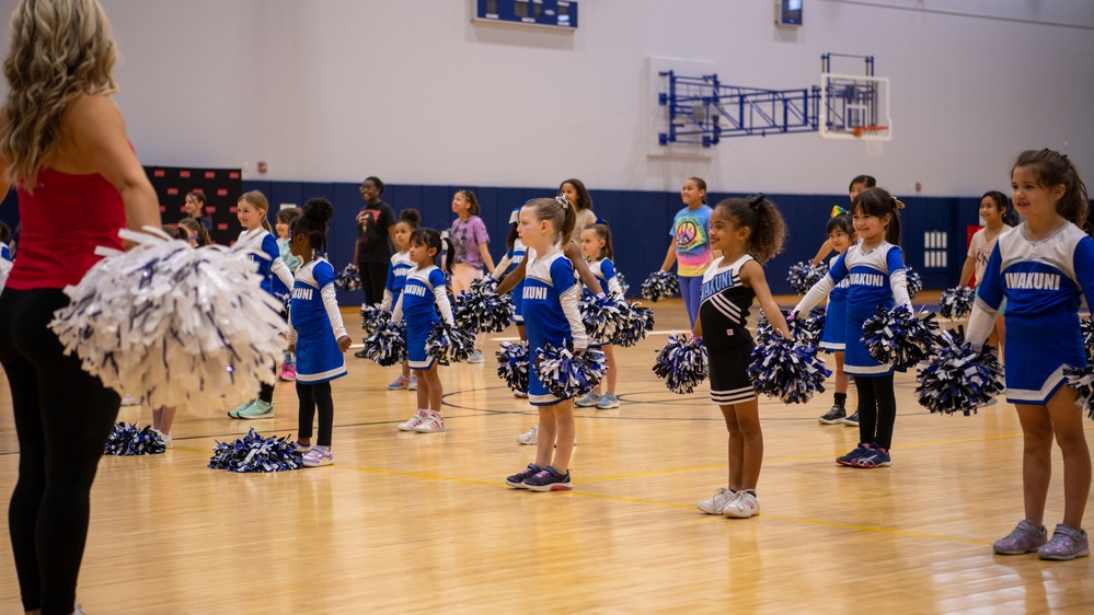 NFL Cheerleaders visit MCAS Iwakuni