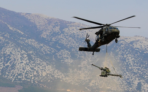 1st Battalion, 320th Field Artillery Regiment Conduct Elevator Drills in Greece