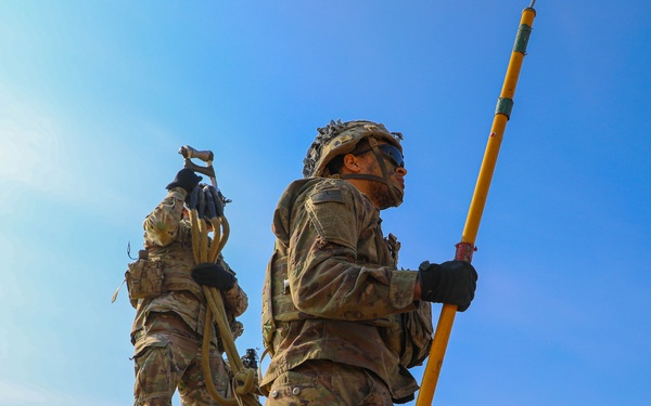 1st Battalion, 320th Field Artillery Regiment Conduct Elevator Drills in Greece