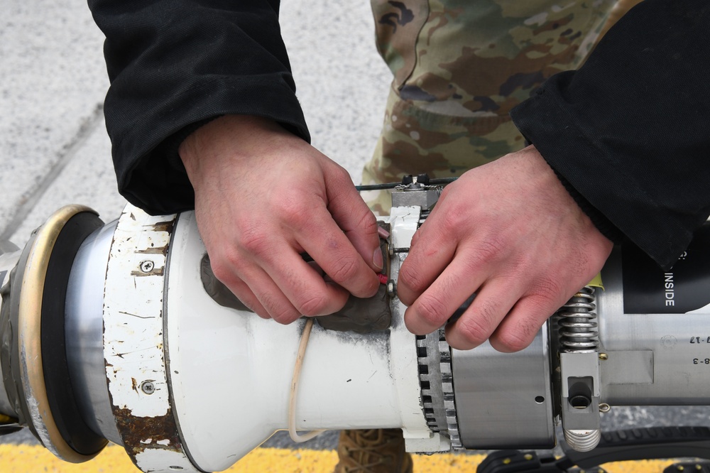 Repairing KC-135 Stratotanker Boom