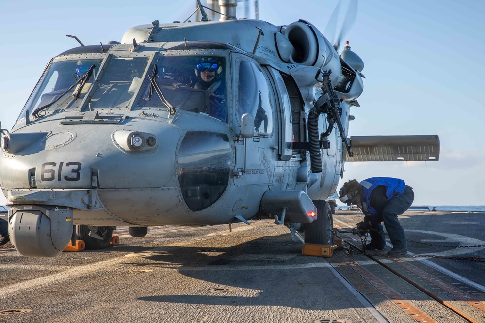 USS Nitze (DDG 94) Daily Operations