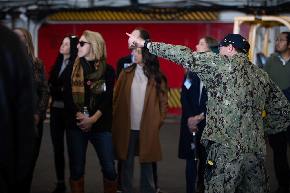 USS Tripoli Hosts Lead San Diego Impact Program Participants