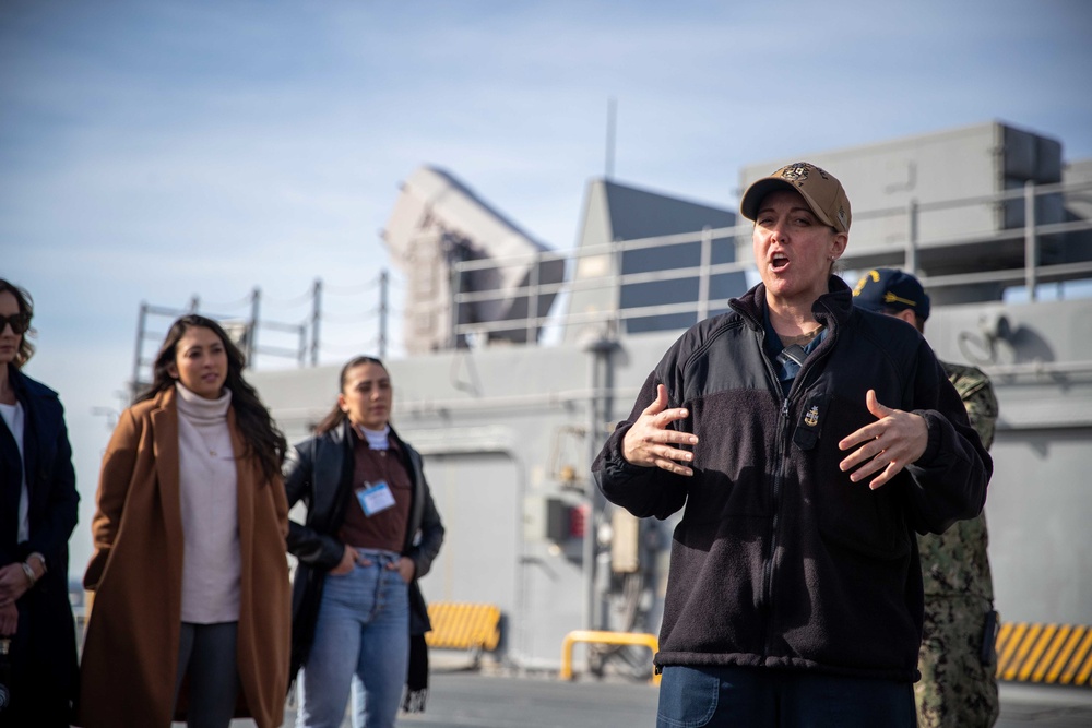 USS Tripoli Hosts Lead San Diego Impact Program Participants