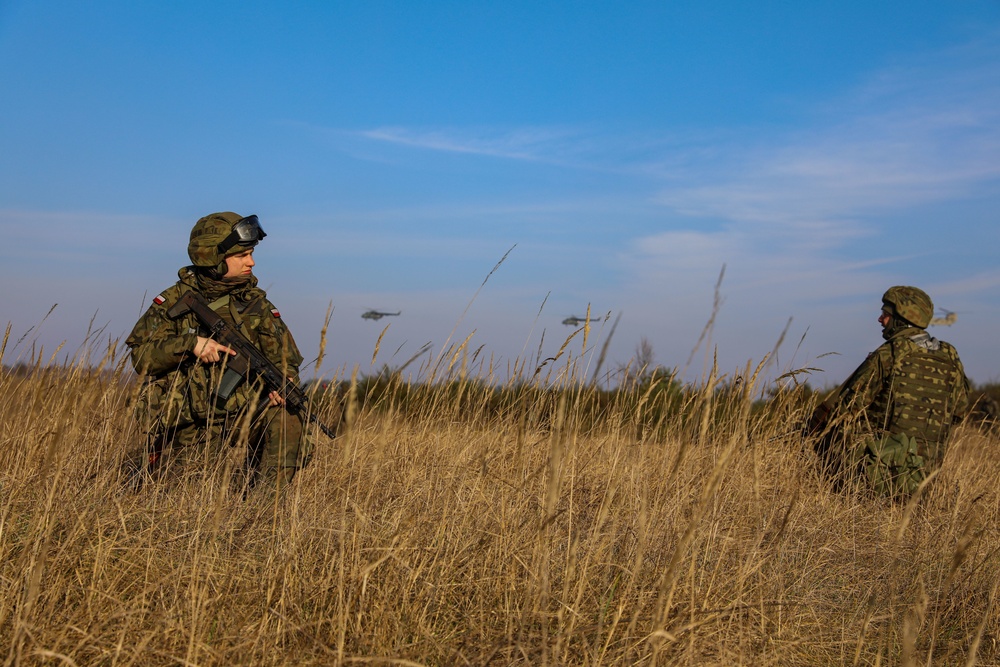 Polish forces conduct Rotor 23' Training