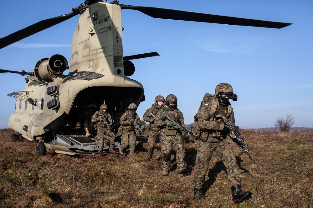 Polish forces conduct Rotor 23' Training