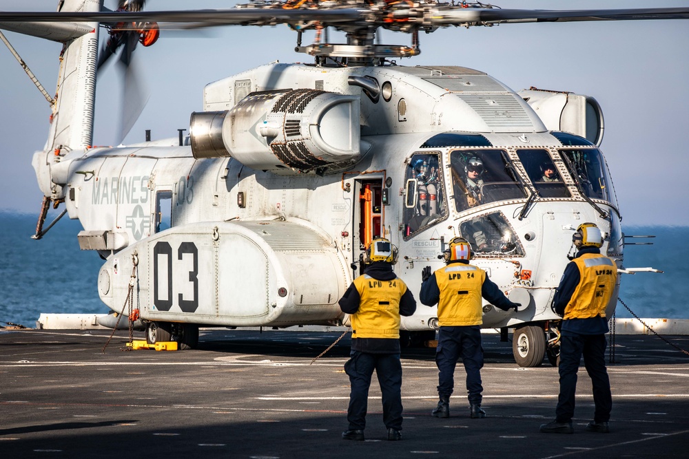 Sea Trials: CH-53K operates aboard USS Arlington