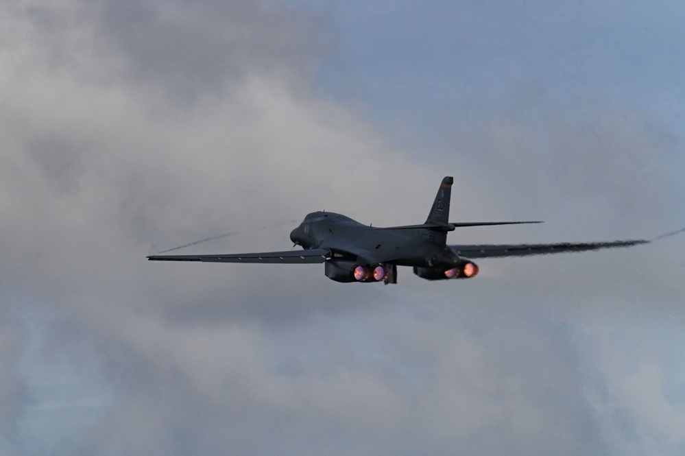 DVIDS - Images - B-1B Lancers Participate In Bomber Task Force Mission ...