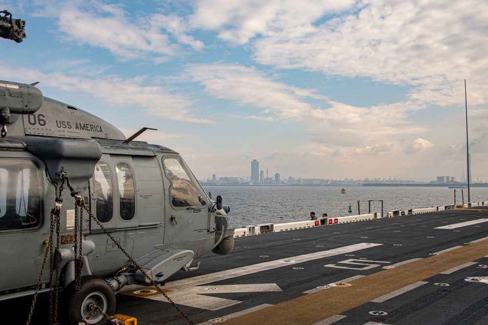 USS America Visits Osaka For The First Time