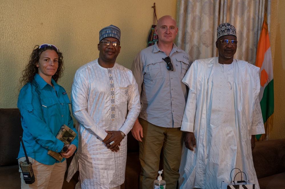 724 EABS CC strengthens relationship with Agadez Governor