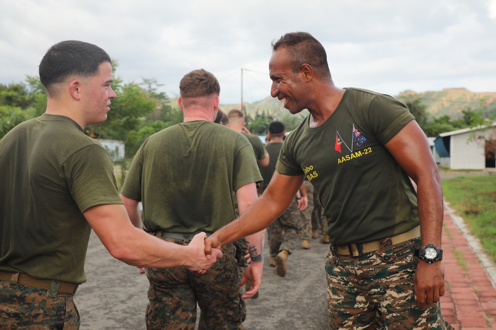 BLT 2/4 Marines and Fuzileiros PT