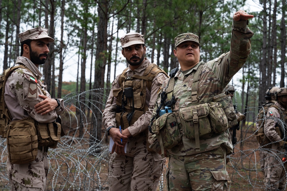 UAE and U.S. troops conduct recon at JRTC