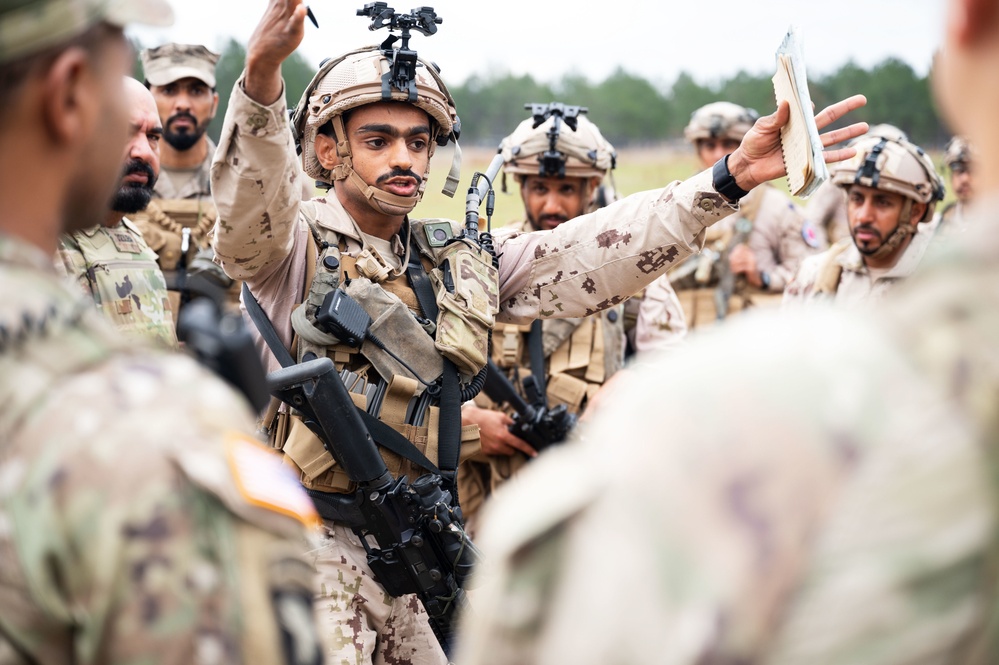 UAE and U.S. troops conduct recon at JRTC