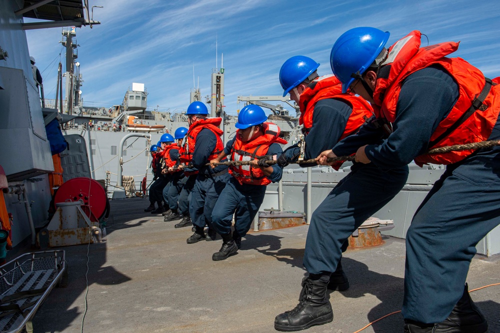 USS Paul Hamilton replenishment-at-sea