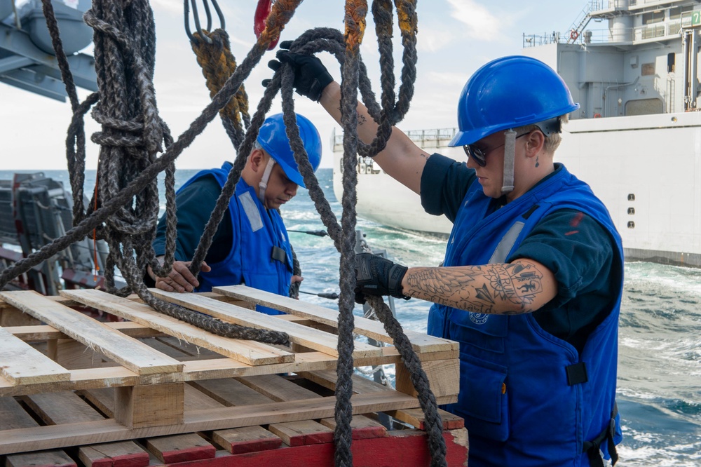 USS Paul Hamilton replenishment-at-sea