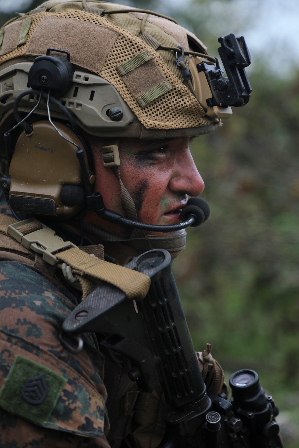 13th MEU Conducts Air Assault with Fuzileiros