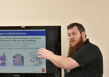 Arnold AFB personnel receive opioid response training