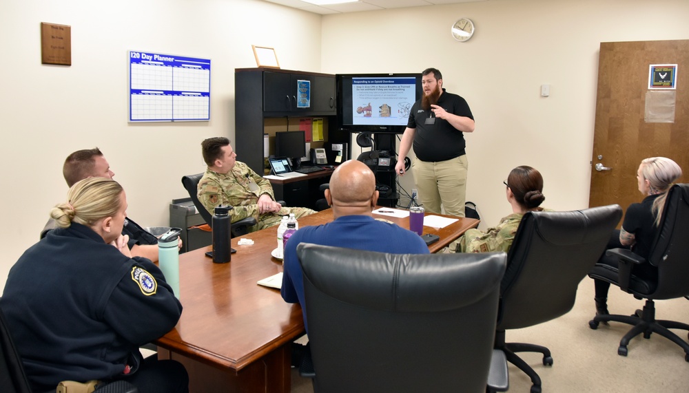 Arnold AFB personnel receive opioid response training