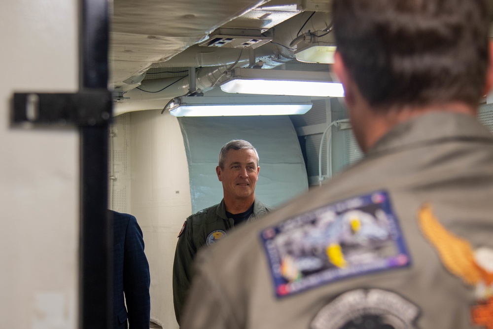 NETC commander Rear Adm. Pete Garvin visits USS Abraham Lincoln