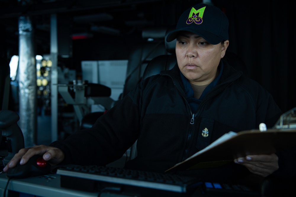 USS Mobile (LCS 26) Blue Crew Operates at Sea