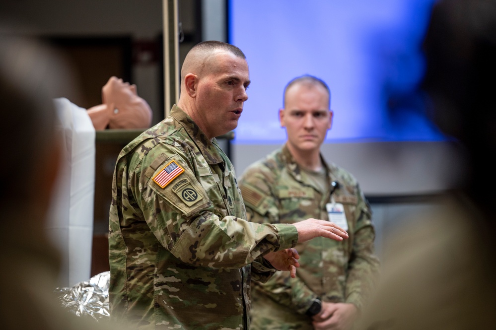 USFK Command Sgt. Major Jack Love Visits Osan Air Base