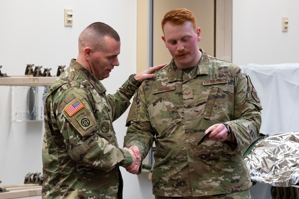 USFK Command Sgt. Major Jack Love Visits Osan Air Base